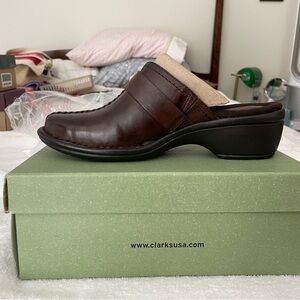 Clarks Women's Dark Brown Leather Mules